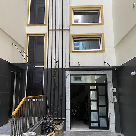 Jon's Apartment *