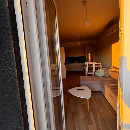 Jon's Apartment